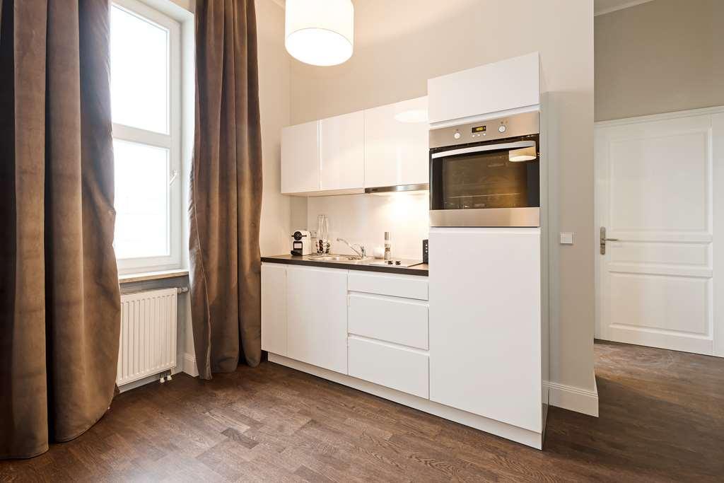 Arabel Design Apartments Berlin Ruang foto A typical kitchen in a serviced apartment