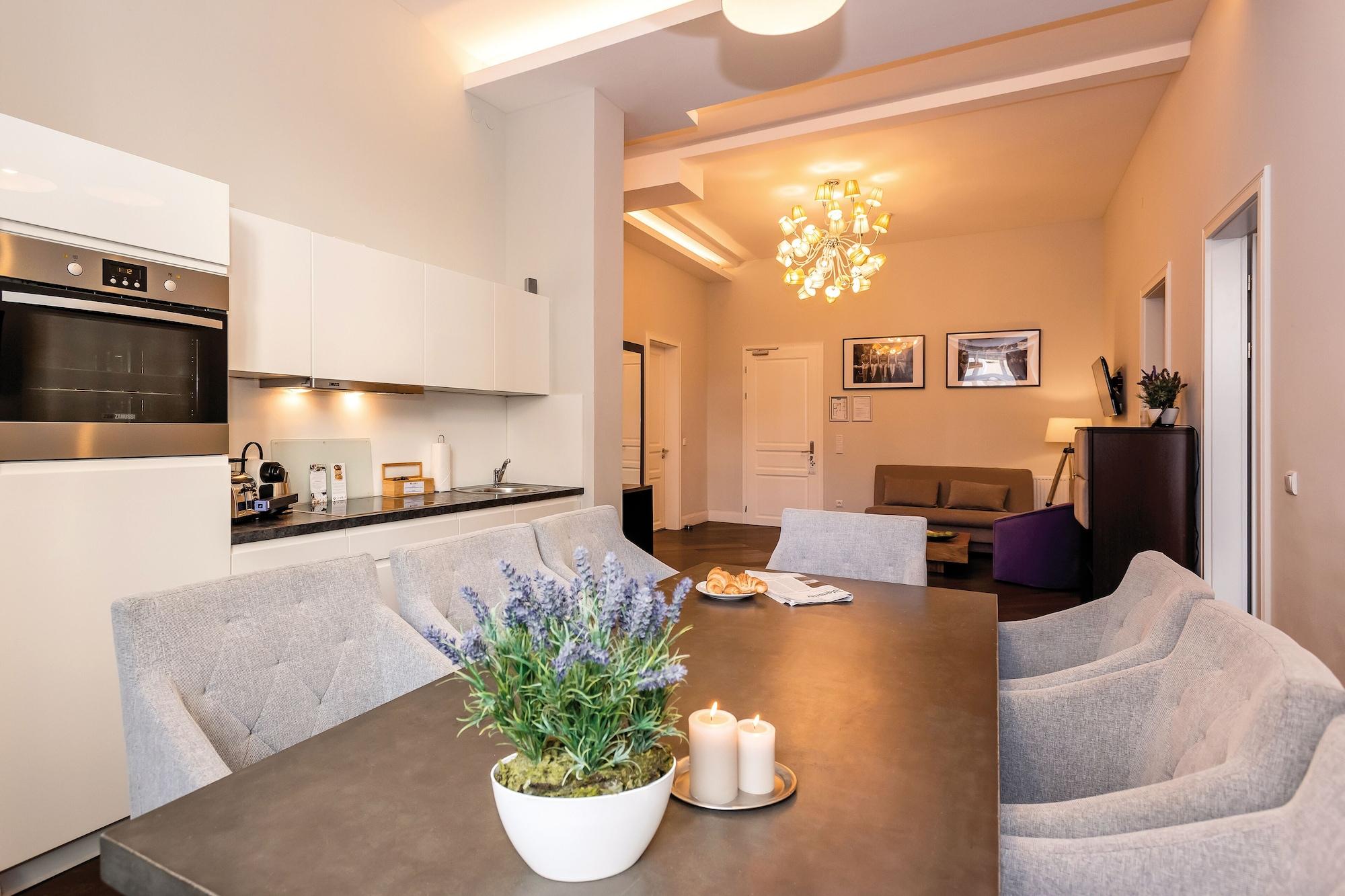 Arabel Design Apartments Berlin Bagian luar foto A typical apartment