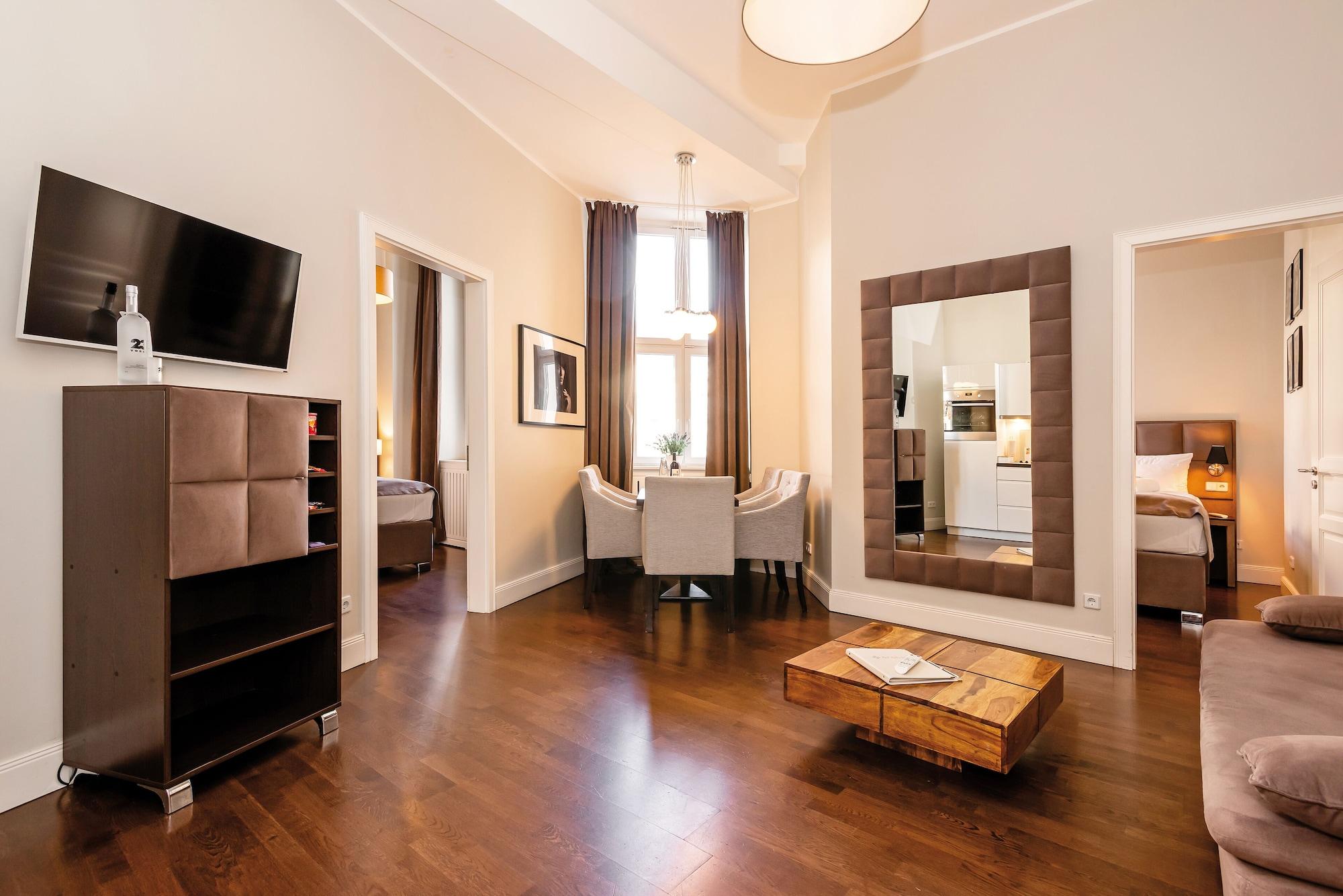Arabel Design Apartments Berlin Bagian luar foto A suite at the Hotel de France