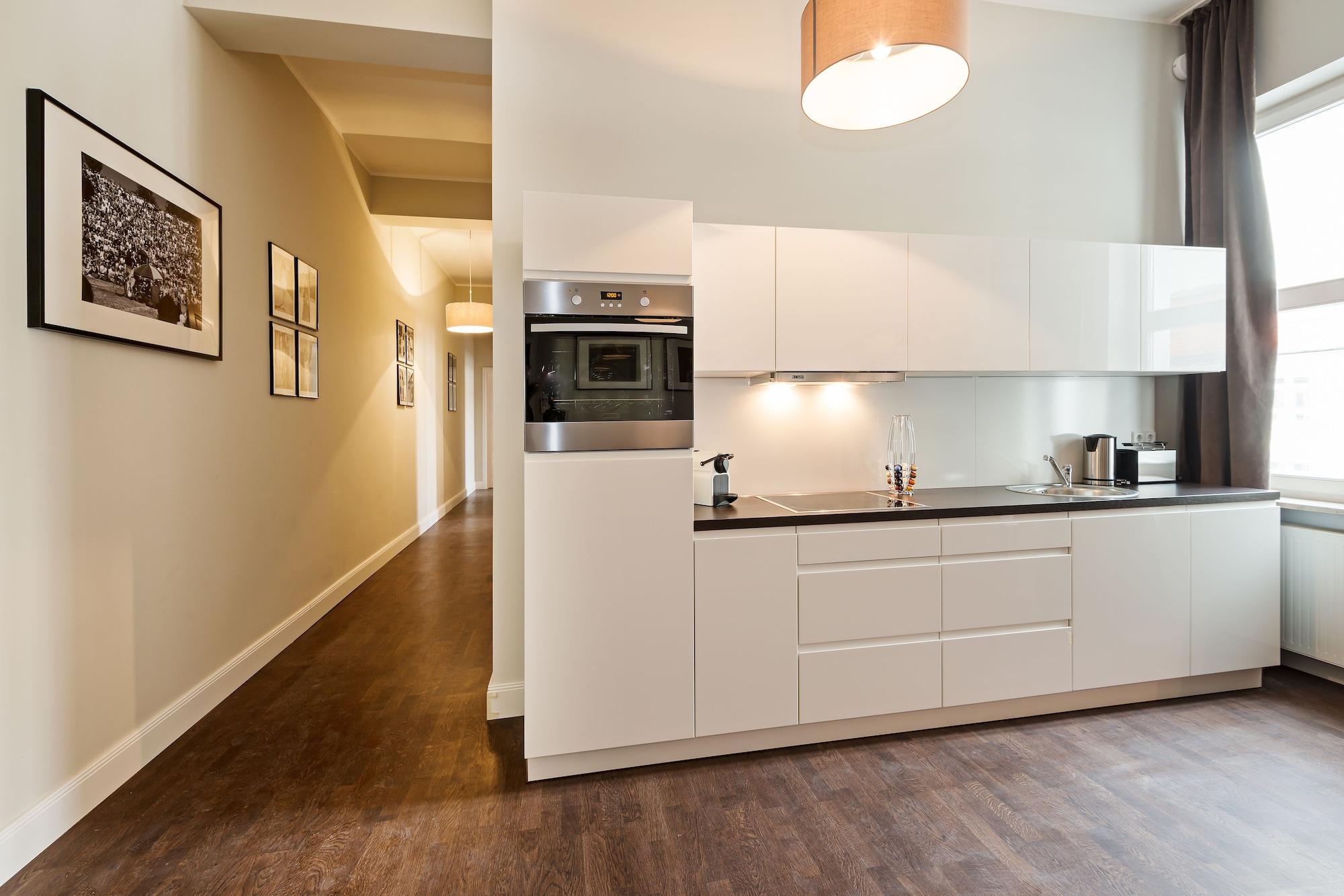 Arabel Design Apartments Berlin Bagian luar foto A typical apartment kitchen