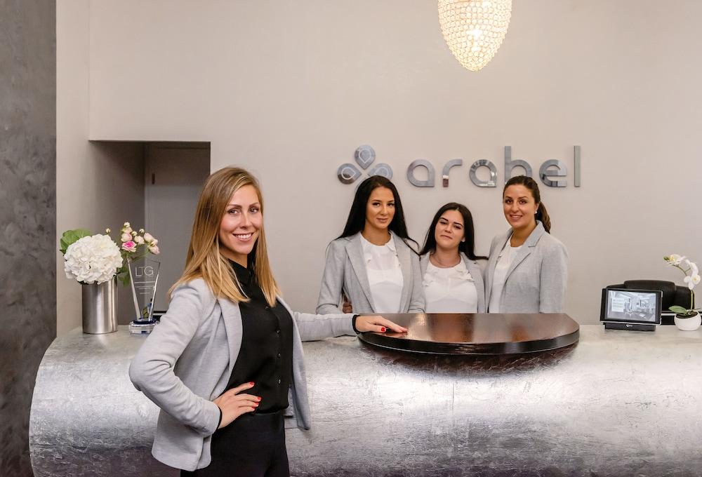 Arabel Design Apartments Berlin Bagian luar foto Reception at the hotel