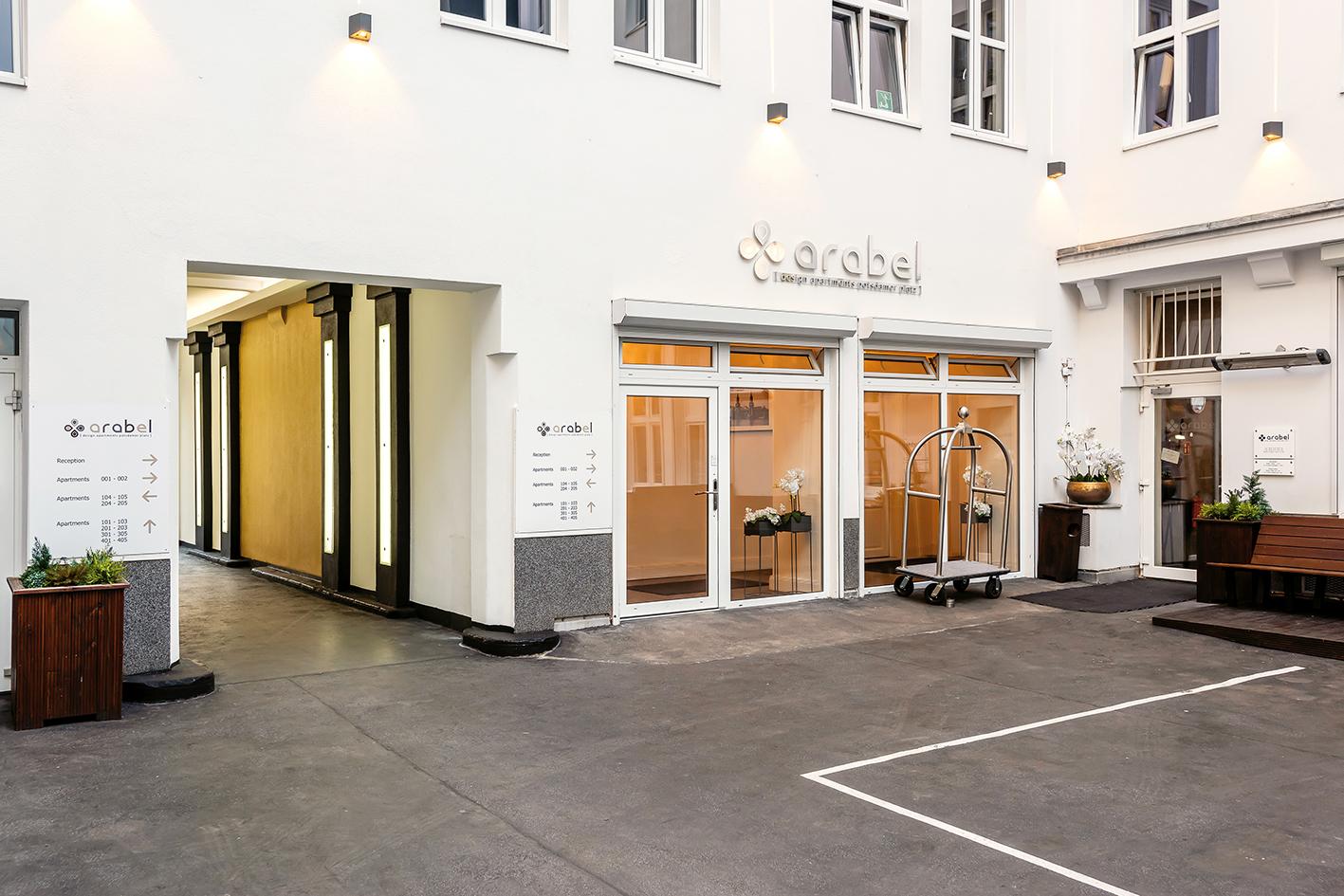 Arabel Design Apartments Berlin Bagian luar foto The hotel's entrance